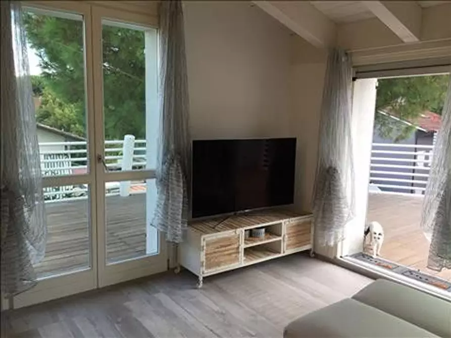 Immagine 11 di Attico in vendita  in Volturno a Cervia