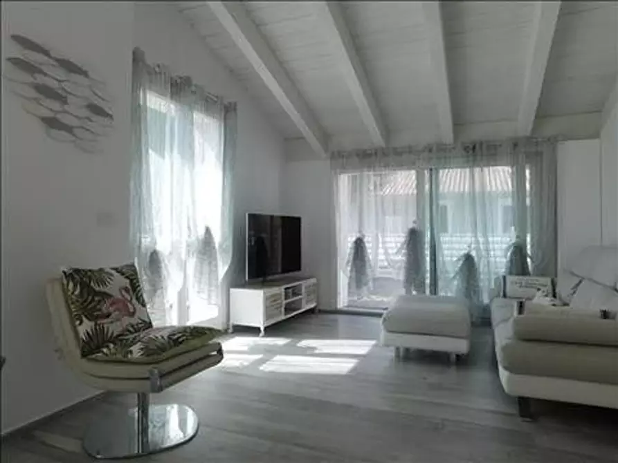 Immagine 15 di Attico in vendita  in Volturno a Cervia