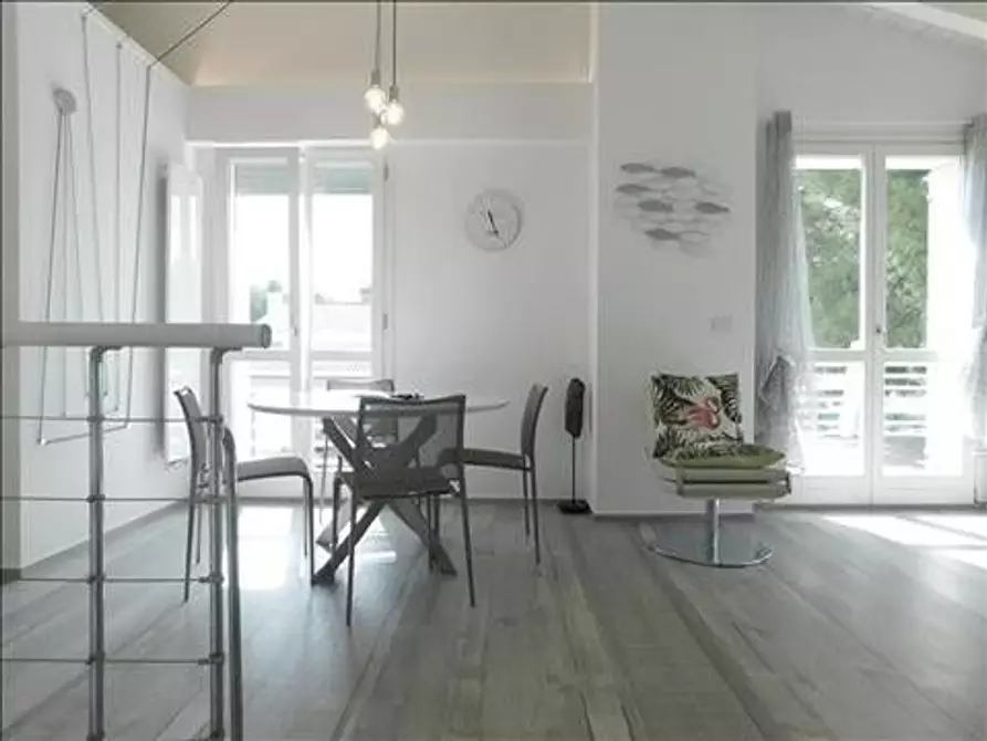 Immagine 24 di Attico in vendita  in Volturno a Cervia