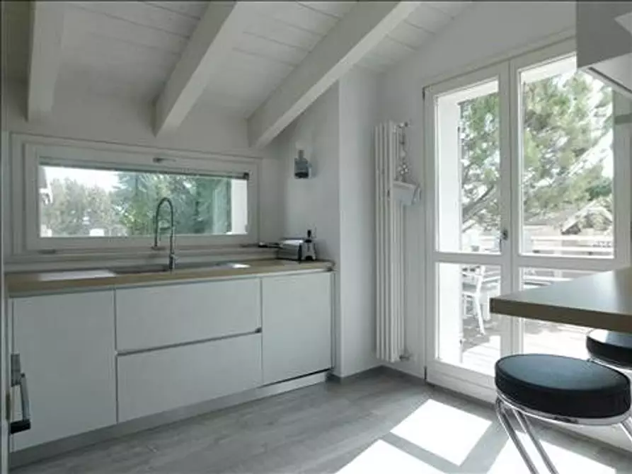 Immagine 29 di Attico in vendita  in Volturno a Cervia