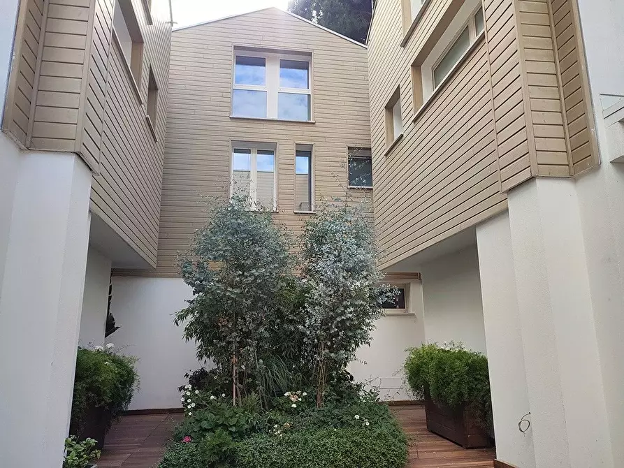 Immagine 2 di Villetta a schiera in vendita  in II a Cervia