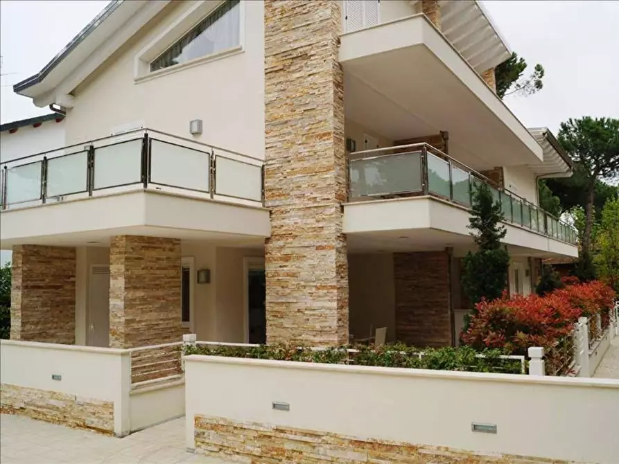 Immagine 2 di Villa in vendita  in X Traversa a Cervia