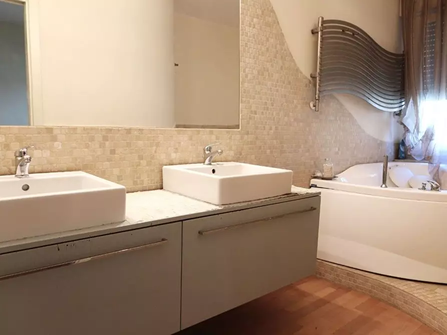 Immagine 26 di Casa indipendente in vendita  in Puglie a Cervia