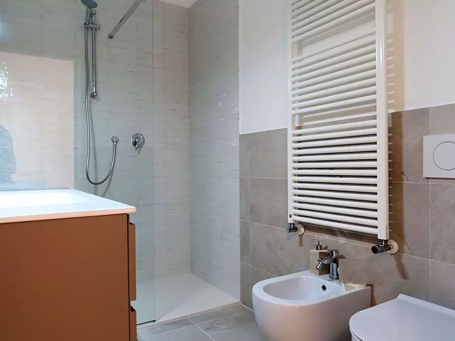 Immagine 22 di Appartamento in vendita  in del Bramante a Cervia