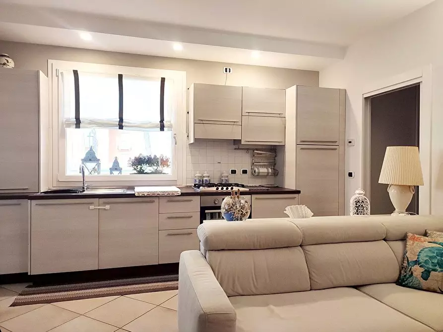 Immagine 3 di Appartamento in vendita  in Oberdan a Cervia