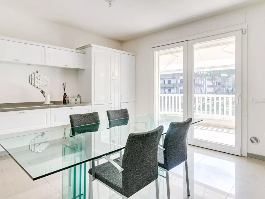 Immagine 5 di Appartamento in vendita  in Pinarella a Cervia