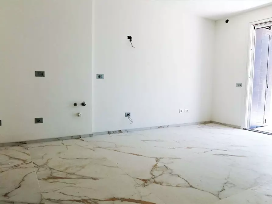 Immagine 5 di Appartamento in vendita  in Grazia Deledda a Cervia