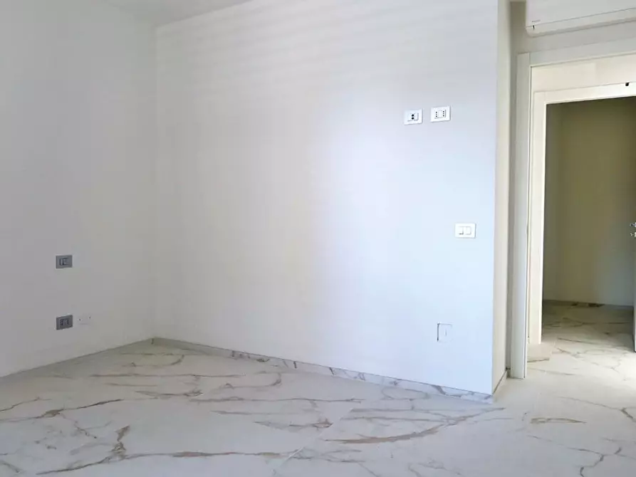 Immagine 15 di Appartamento in vendita  in Grazia Deledda a Cervia