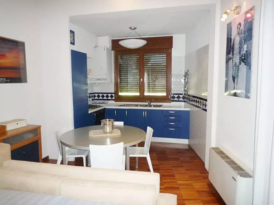 Immagine 8 di Appartamento in vendita  in Romagna a Cervia