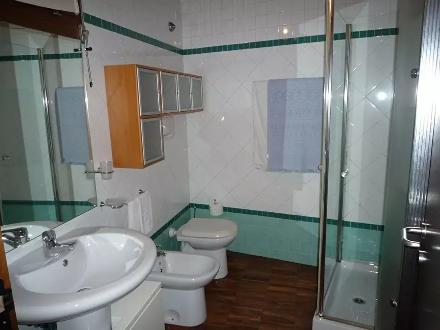 Immagine 15 di Appartamento in vendita  in Romagna a Cervia