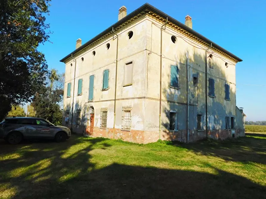 Immagine 1 di Rustico / casale in vendita  in Alfredo Poggi a Ravenna