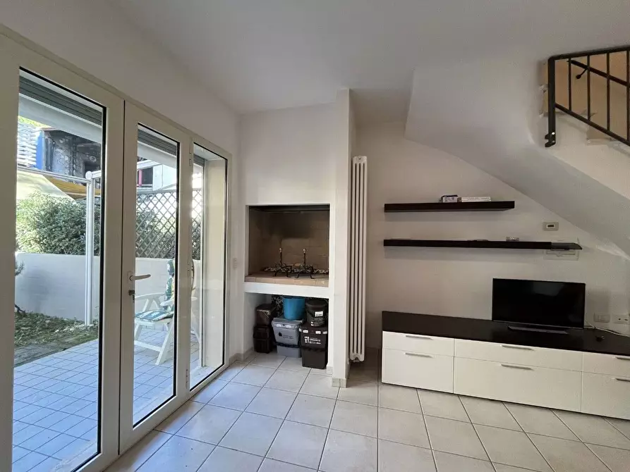 Immagine 10 di Casa semindipendente in vendita  in Filippo Corridoni a Cervia