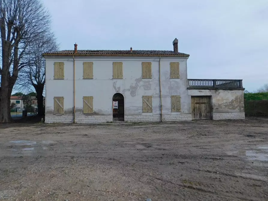 Immagine 1 di Rustico / casale in vendita  in Bagnolo-Salara a Ravenna