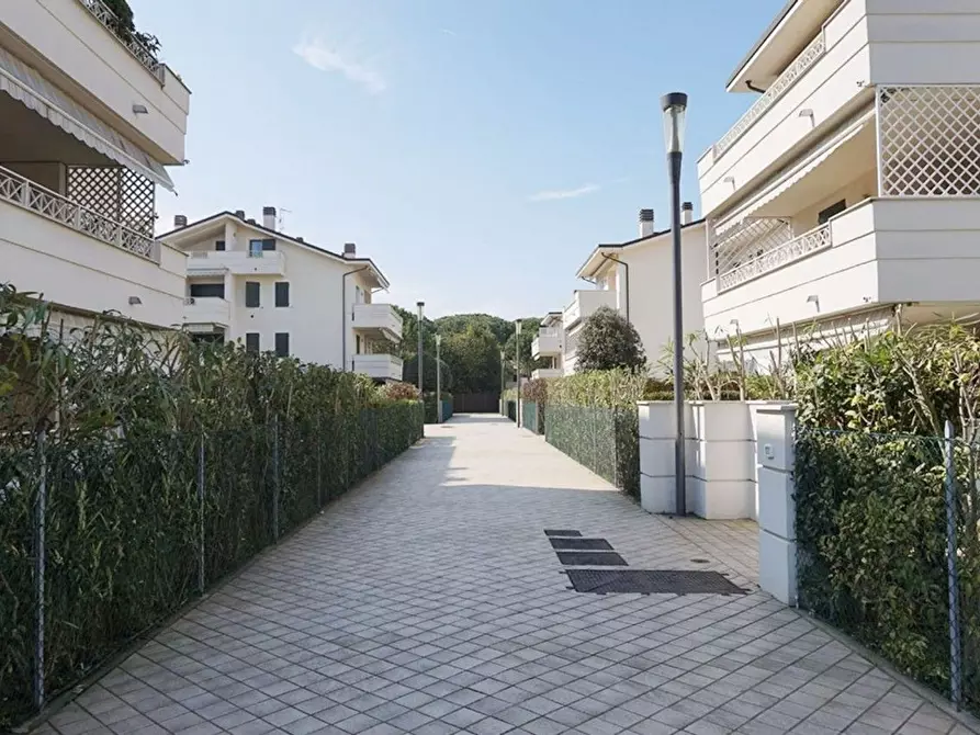 Immagine 3 di Appartamento in vendita  in Dante Alighieri a Cervia