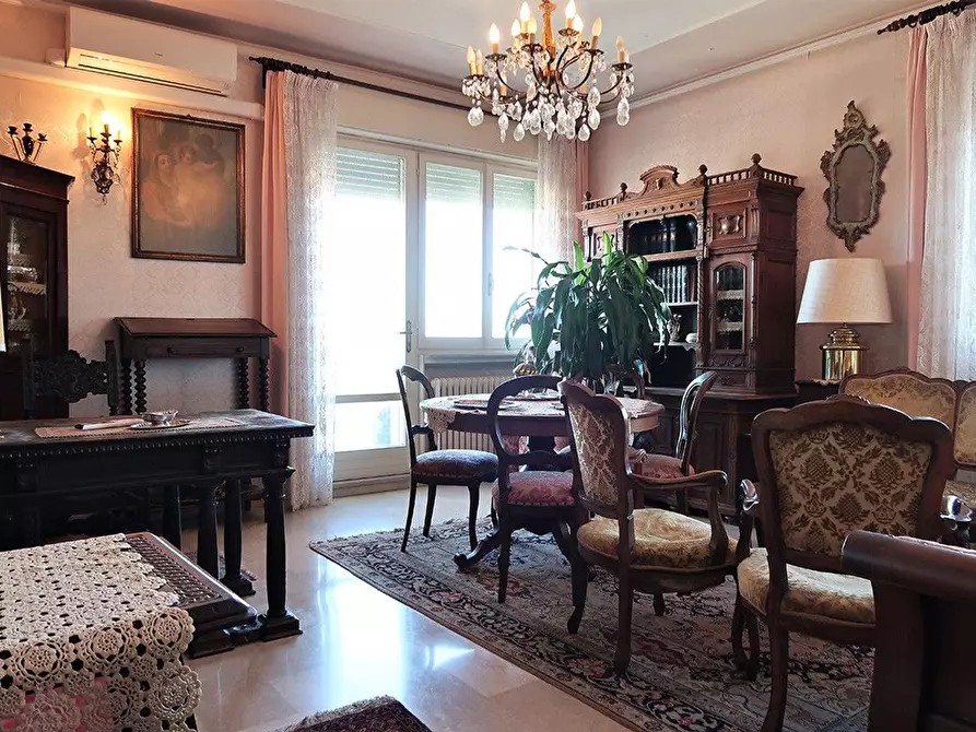 Immagine 4 di Appartamento in vendita  in Volturno 33 a Cervia