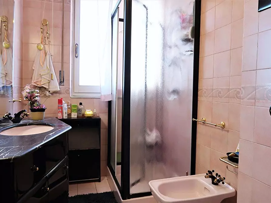 Immagine 24 di Appartamento in vendita  in Volturno 33 a Cervia