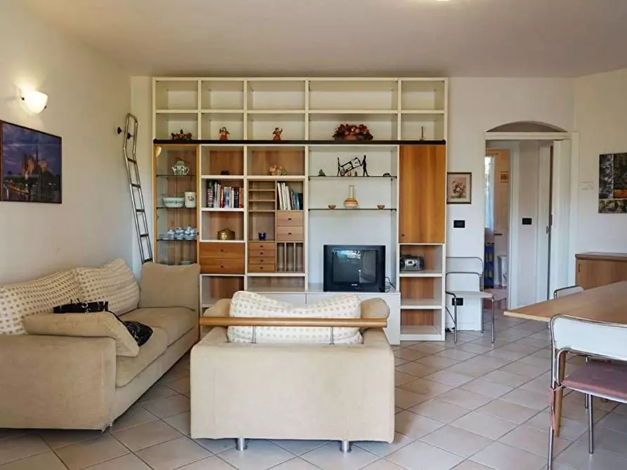 Immagine 5 di Appartamento in vendita  in Genova a Cervia