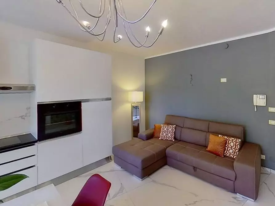 Immagine 3 di Appartamento in vendita  in Ravenna a Cervia