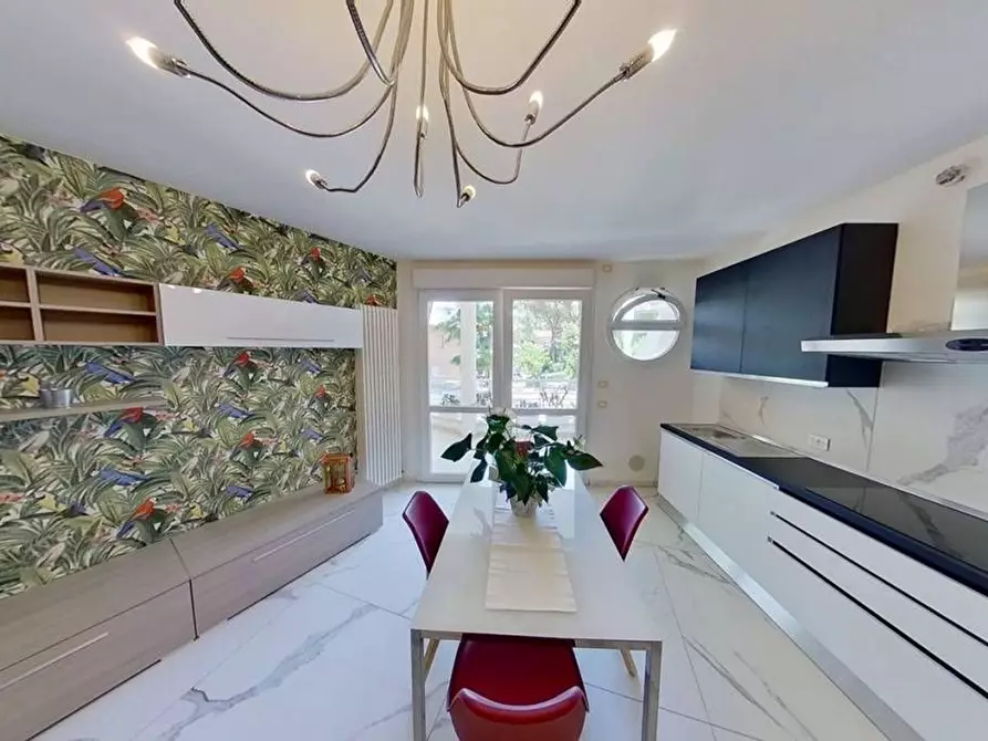 Immagine 4 di Appartamento in vendita  in Ravenna a Cervia