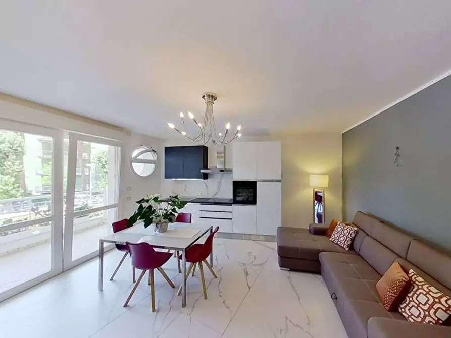 Immagine 11 di Appartamento in vendita  in Ravenna a Cervia