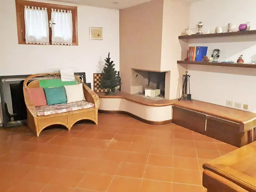 Immagine 11 di Casa indipendente in vendita  in Camillo Golgi a Cervia