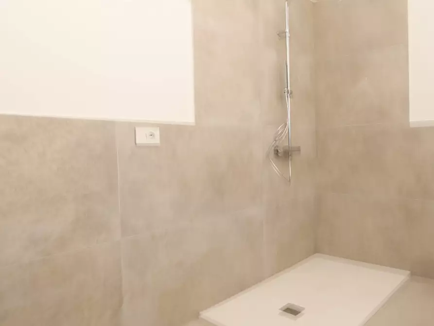 Immagine 12 di Appartamento in vendita  in Vittorio Veneto a Cervia