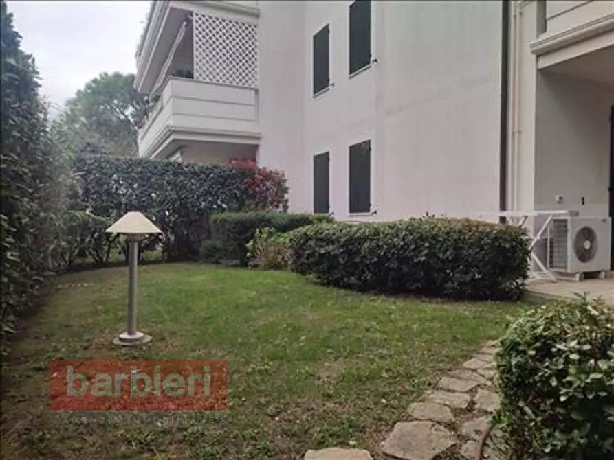 Immagine 1 di Appartamento in vendita  in Viale Dante 59/A a Cervia