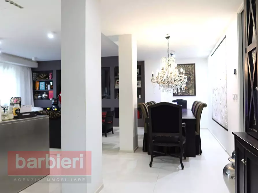 Immagine 14 di Appartamento in vendita  in via  Ovidio 7 a Cervia