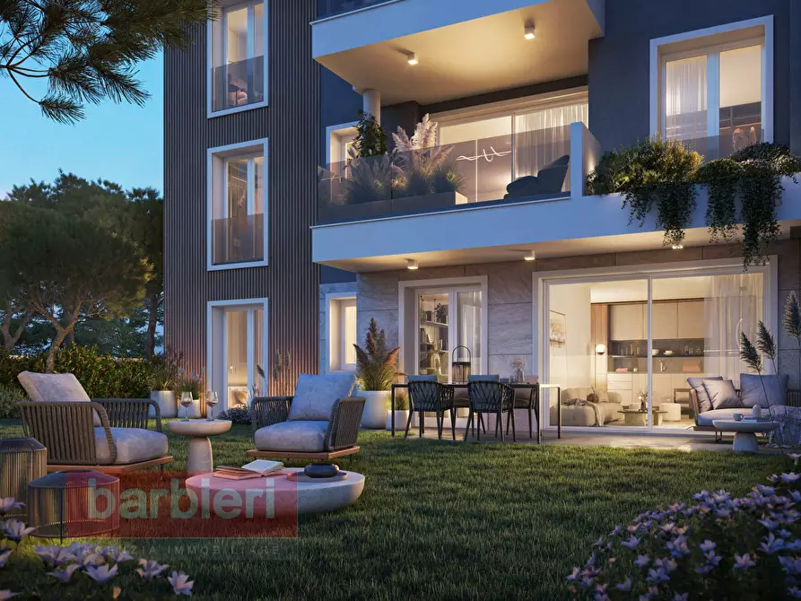 Immagine 5 di Appartamento in vendita  in Via Del Correggio 23 a Cervia