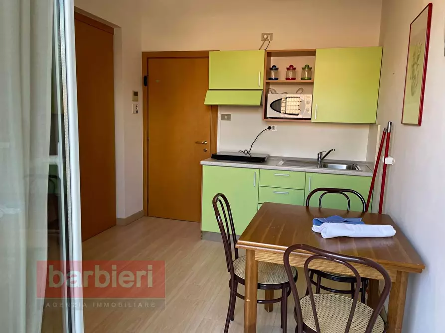 Immagine 2 di Appartamento in affitto  in Viale dei Mille 74 a Cervia