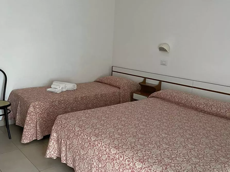 Immagine 4 di Appartamento in affitto  in Viale Dei Mille 74 a Cervia