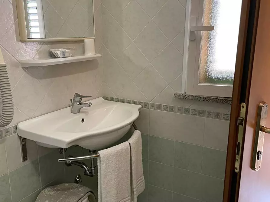 Immagine 8 di Appartamento in affitto  in Viale Dei Mille 74 a Cervia