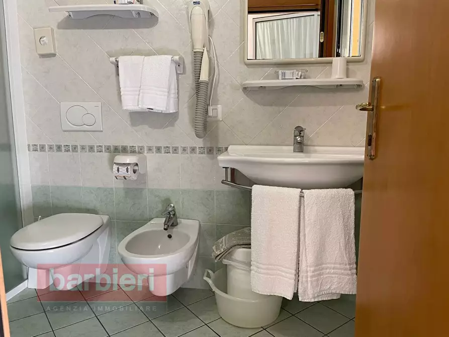 Immagine 10 di Appartamento in affitto  in Viale Dei Mille 74 a Cervia