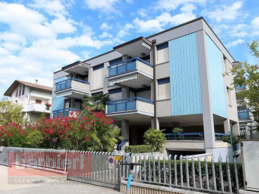 Immagine 1 di Appartamento in affitto  in Viale dei Mille 38 a Cervia