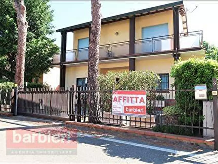 Immagine 1 di Appartamento in affitto  in Via Bellucci 8 a Cervia