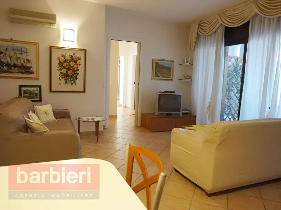 Immagine 13 di Appartamento in affitto  in Viale Roma 17 a Cervia