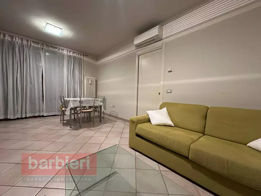 Immagine 1 di Appartamento in affitto  in Via Dante Alighieri a Cervia