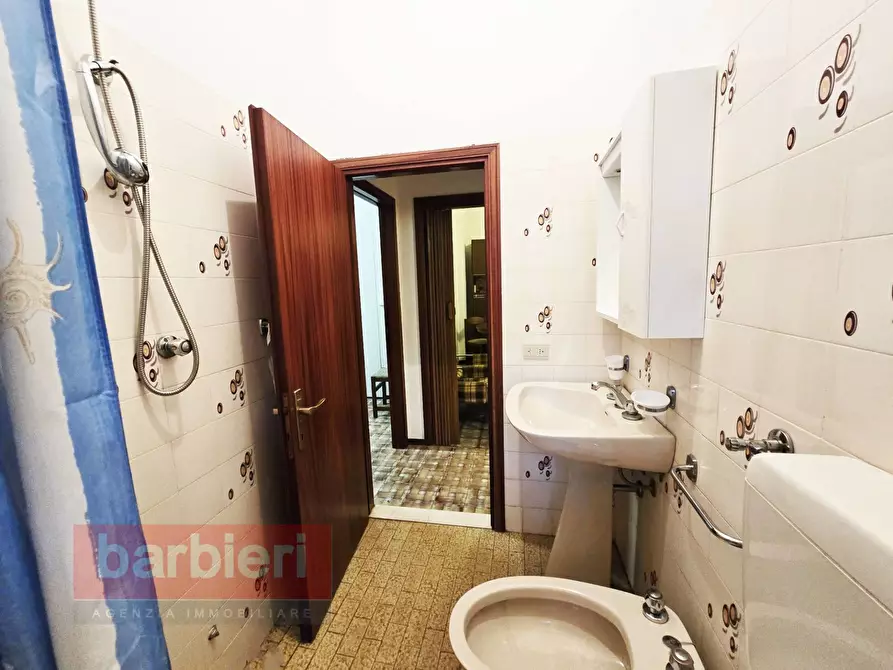 Immagine 23 di Appartamento in vendita  in viale Diana 27 a Cervia