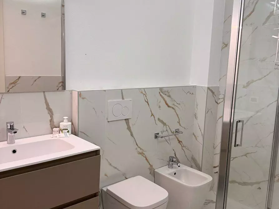 Immagine 17 di Appartamento in affitto  in via Nazario Sauro a Cervia