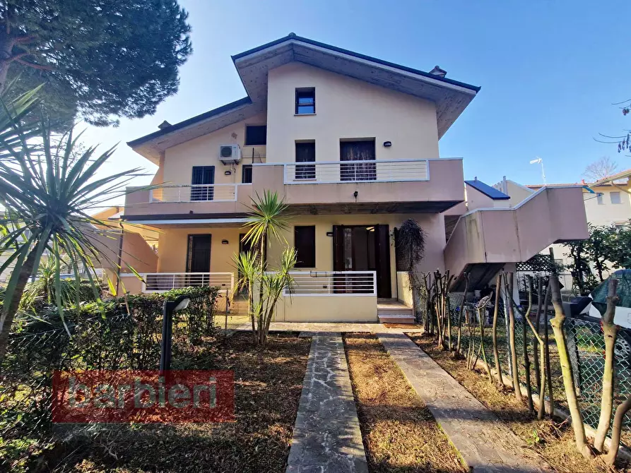 Immagine 2 di Appartamento in vendita  in VIA MERCURIO 8 a Cervia