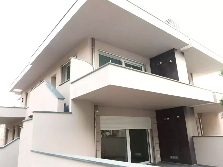 Immagine 3 di Casa indipendente in vendita  in Milazzo a Cervia