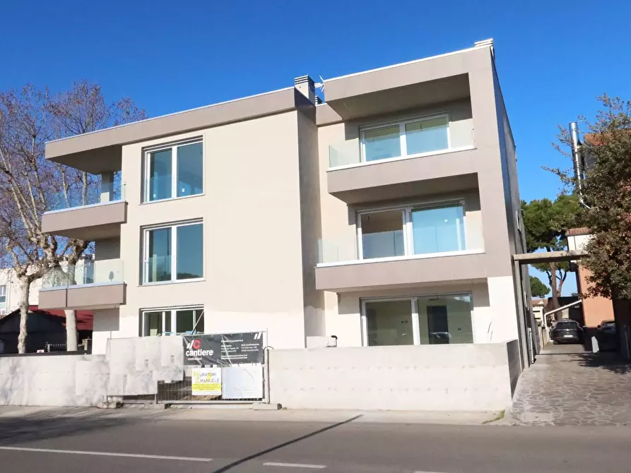 Immagine 3 di Appartamento in vendita  in Alfredo Oriani a Cervia