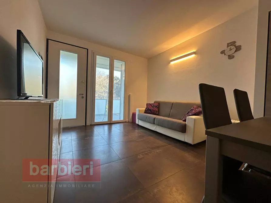 Immagine 11 di Appartamento in vendita  in Piazza Fiumi Uniti 3A a Cervia