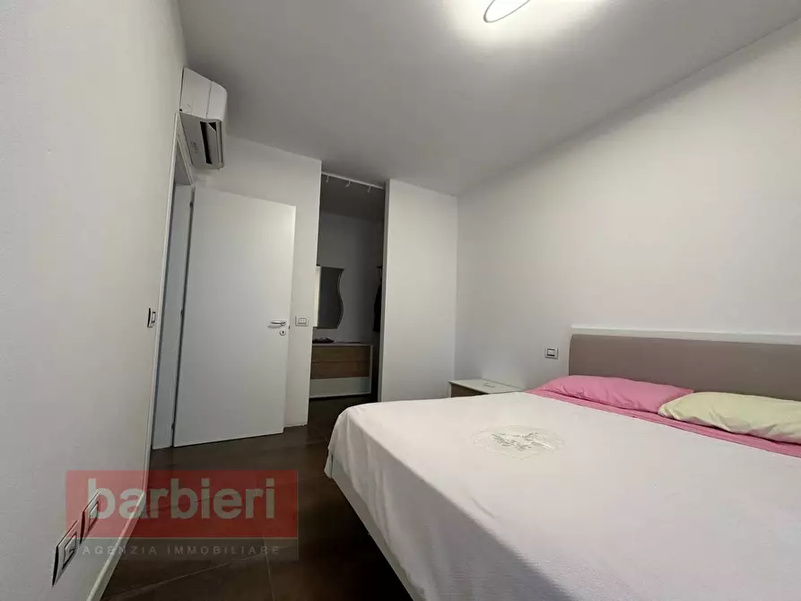 Immagine 13 di Appartamento in vendita  in Piazza Fiumi Uniti 3A a Cervia