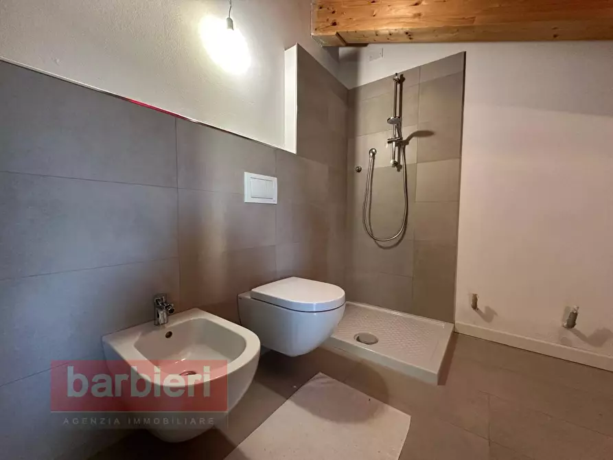 Immagine 18 di Appartamento in vendita  in Piazza Fiumi Uniti 3A a Cervia