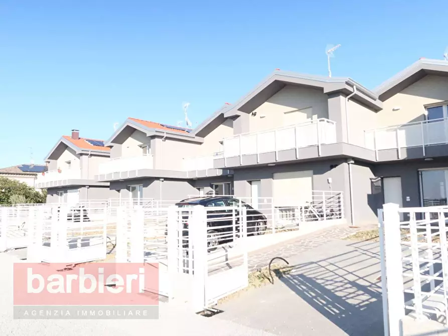 Immagine 28 di Villetta a schiera in vendita  in Via Bagnolo Salara 103 a Ravenna