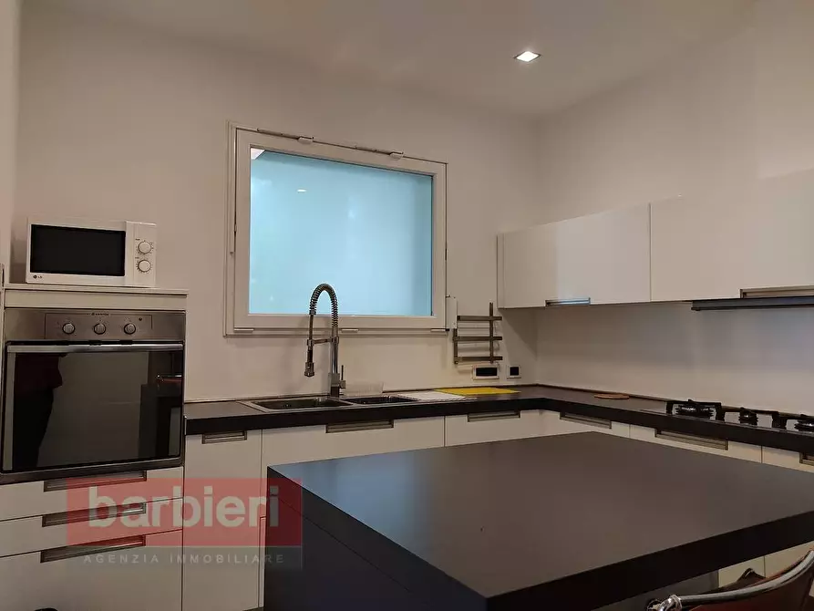 Immagine 9 di Villa in affitto  in viale ariosto 13 a Cervia