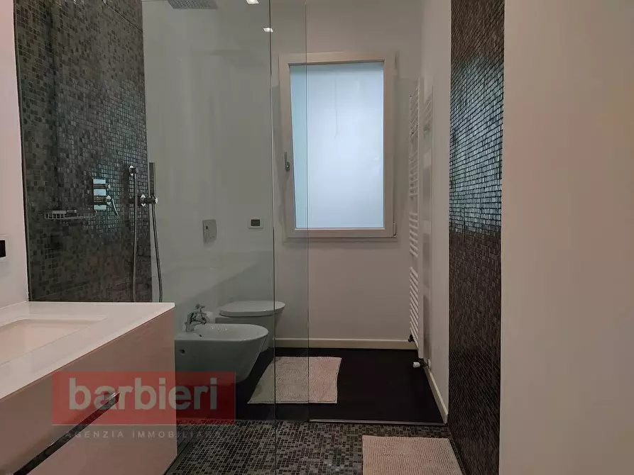 Immagine 19 di Villa in affitto  in viale ariosto 13 a Cervia