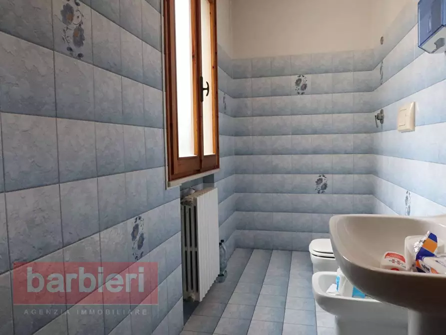 Immagine 22 di Appartamento in vendita  in Viale dei Mille 18 a Cervia