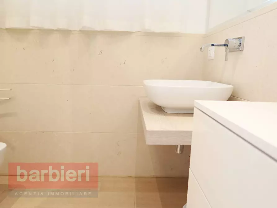 Immagine 25 di Casa semindipendente in affitto  in viale due giugno 103 a Cervia